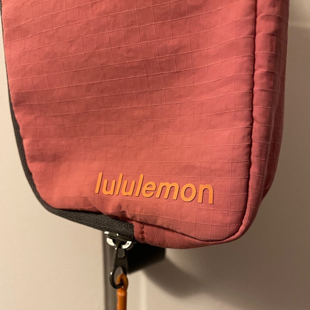 Lululemon Athletica Everywhere Mini Belt Bag in Briar Rose